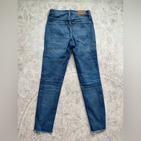 Madewell | high wasted jeans - size 25 (fits like 26) - Picture 2 of 5